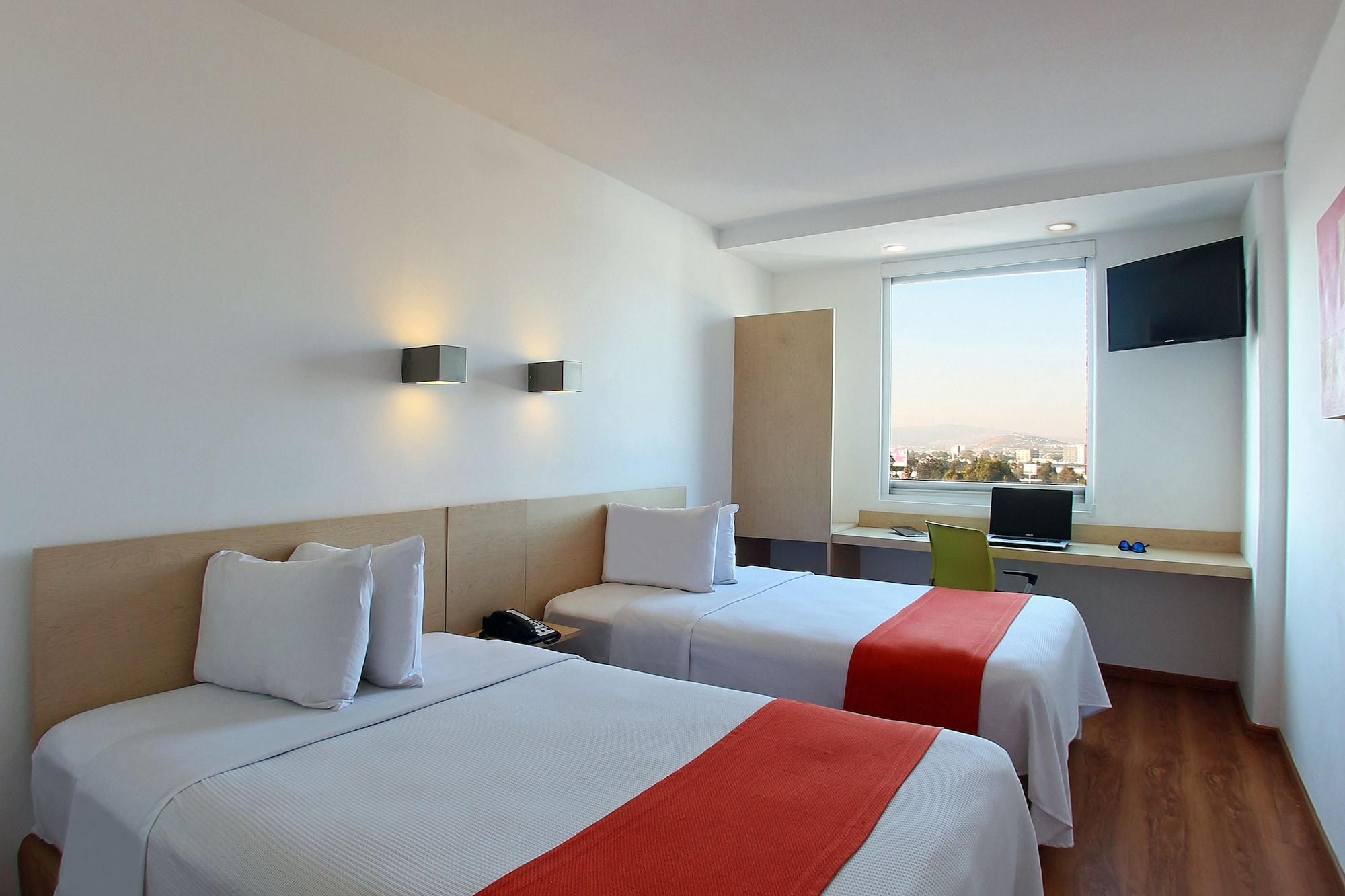 Hotel One Queretaro Plaza Galerias Esterno foto